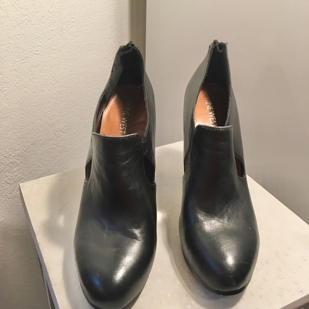 Nine West Heels - Picture 2 of 6
